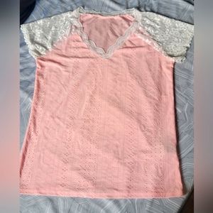 Women's top lace size small